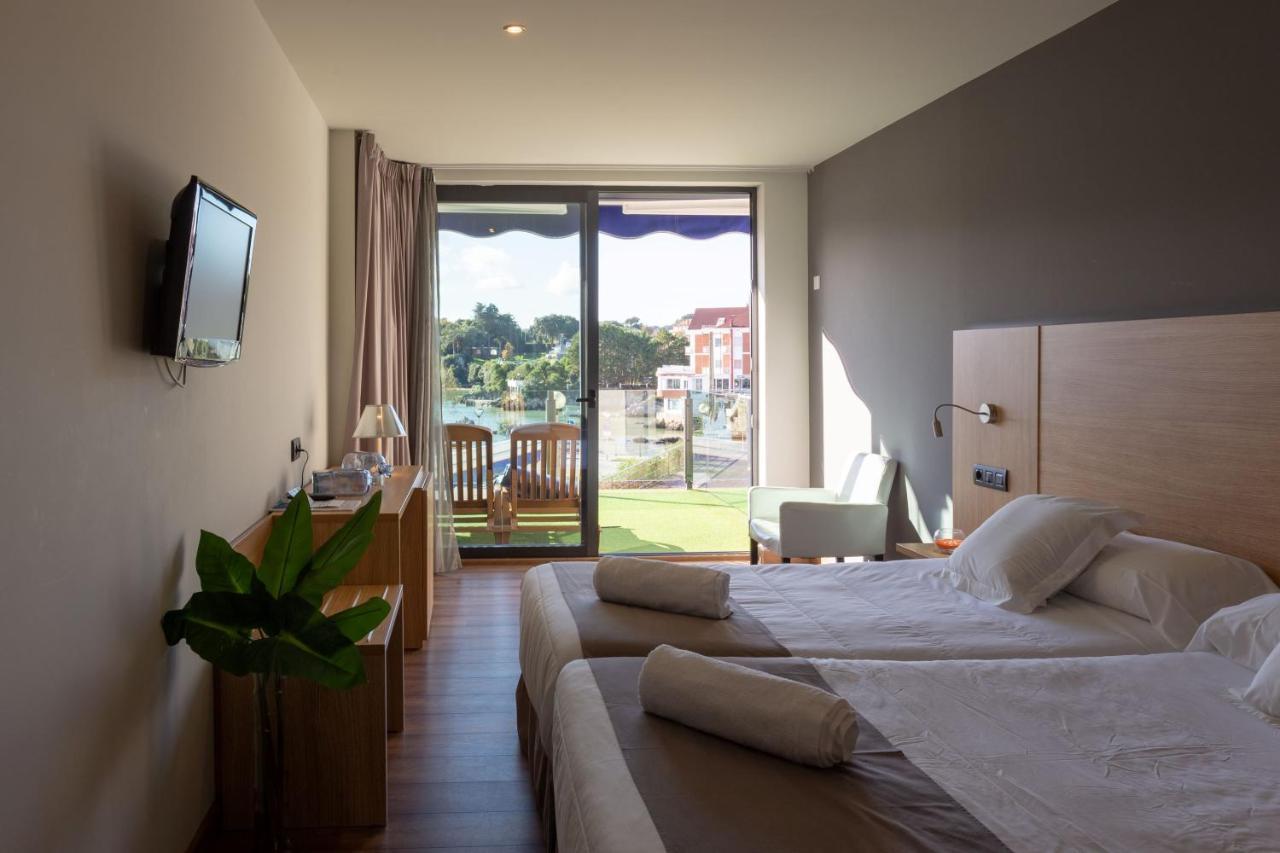 Hotel Astuy Isla Luaran gambar