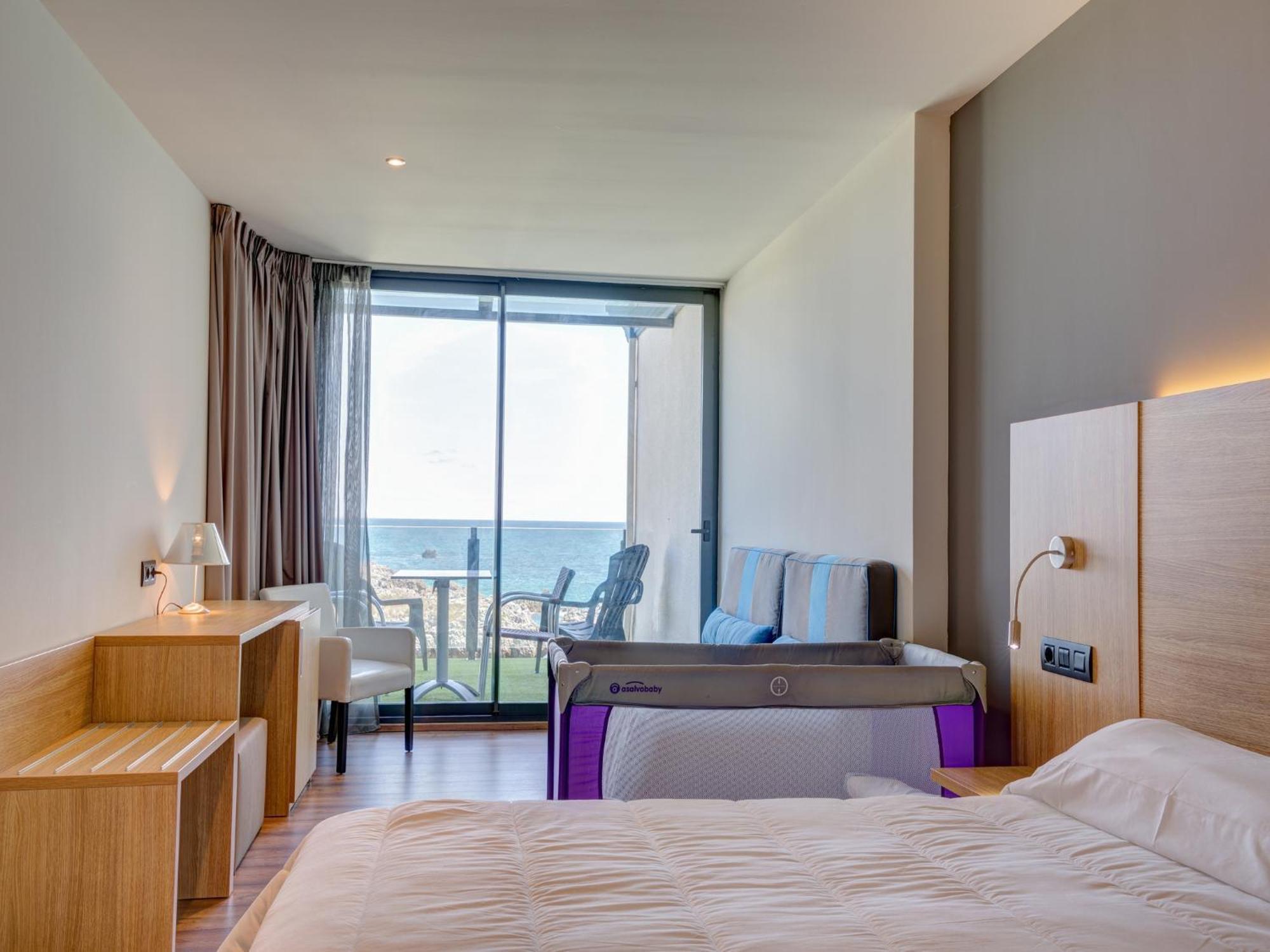 Hotel Astuy Isla Luaran gambar