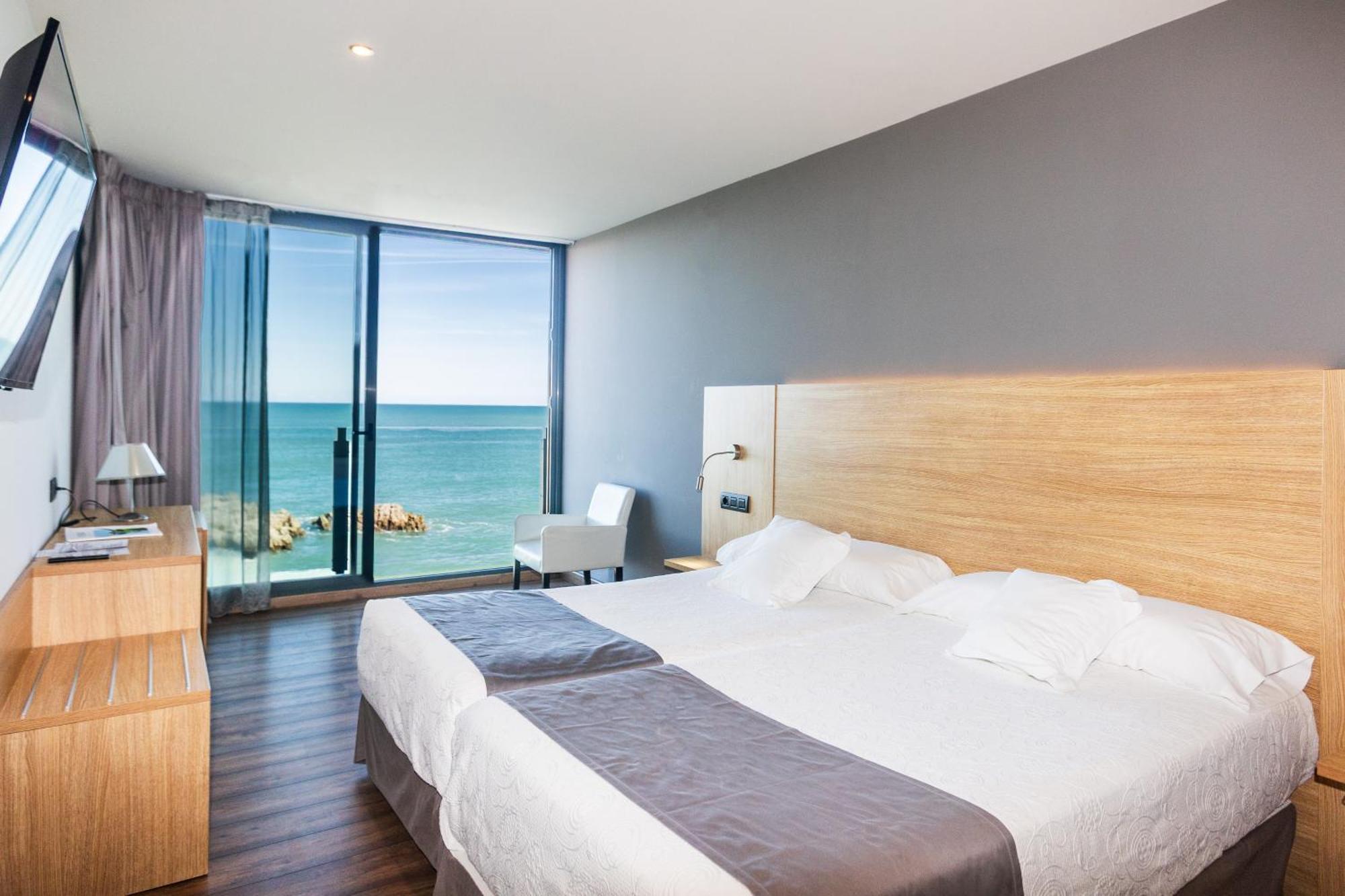 Hotel Astuy Isla Luaran gambar