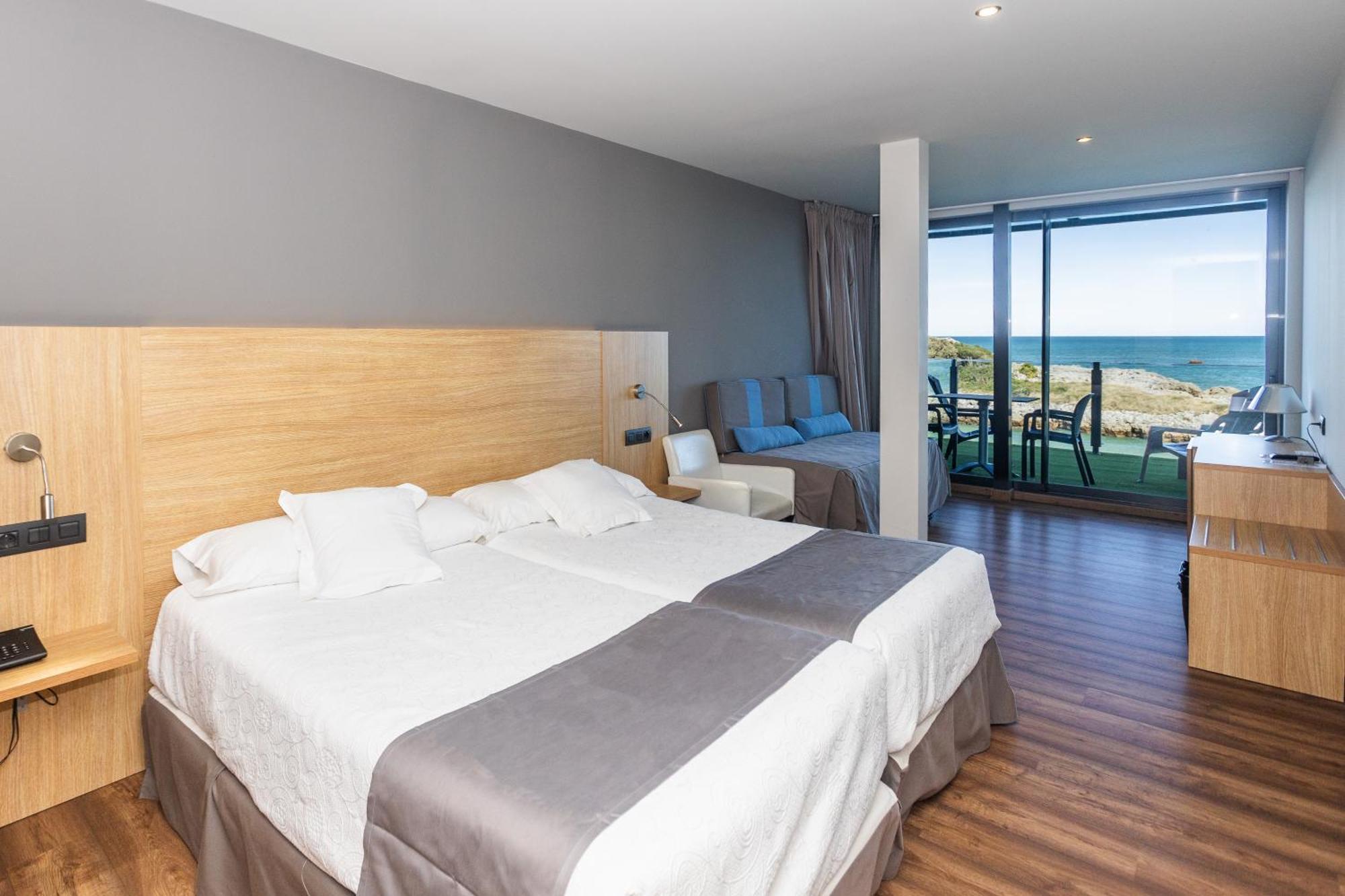 Hotel Astuy Isla Luaran gambar
